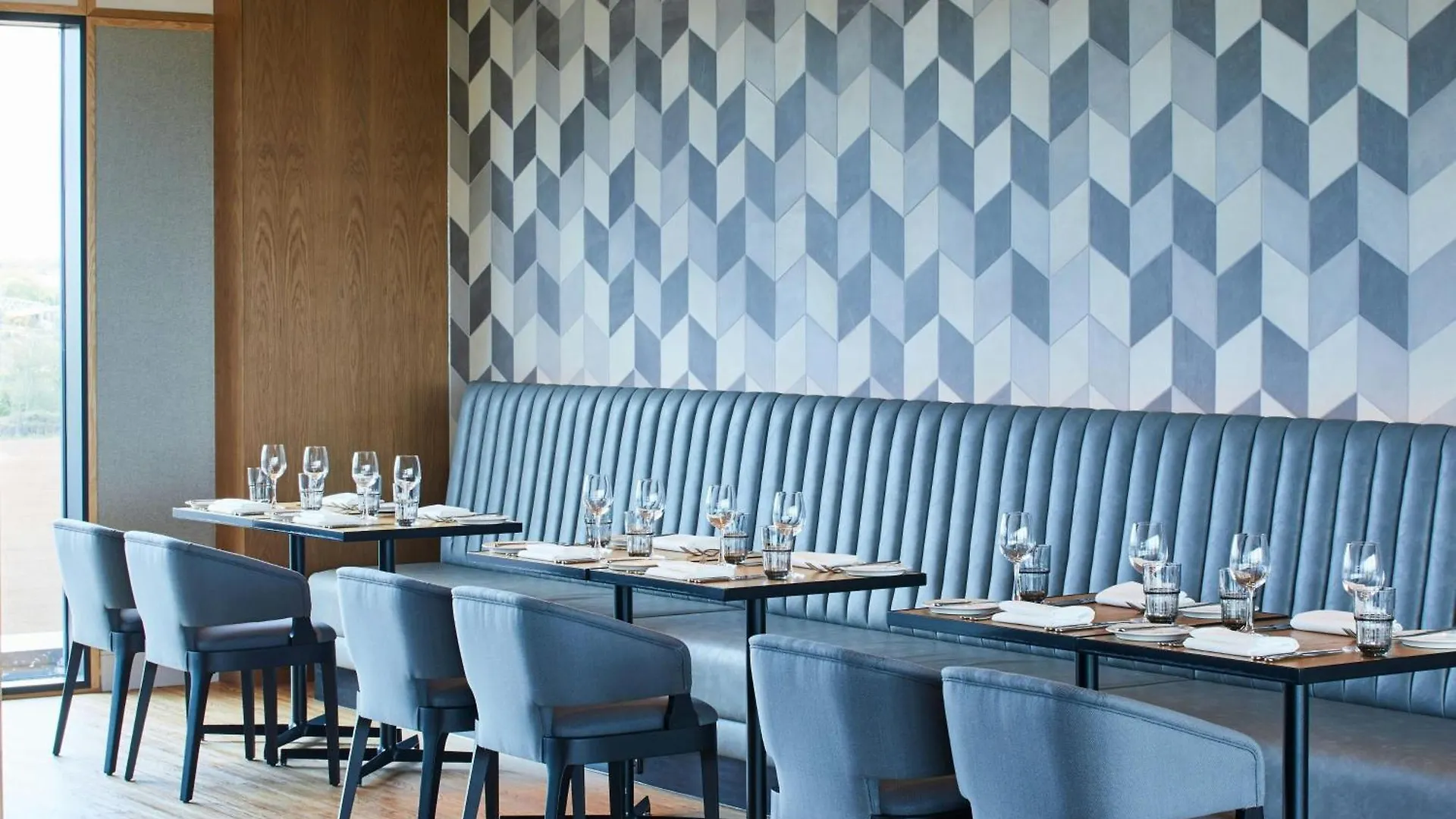 Courtyard By Marriott Exeter Sandy Park Hotel